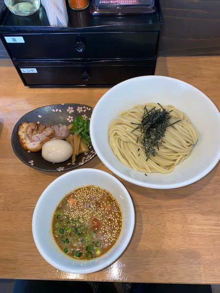 「冷製醤油つけ麺大盛煮玉子¥1,170円(期間限定)」@麺処 湯咲の写真