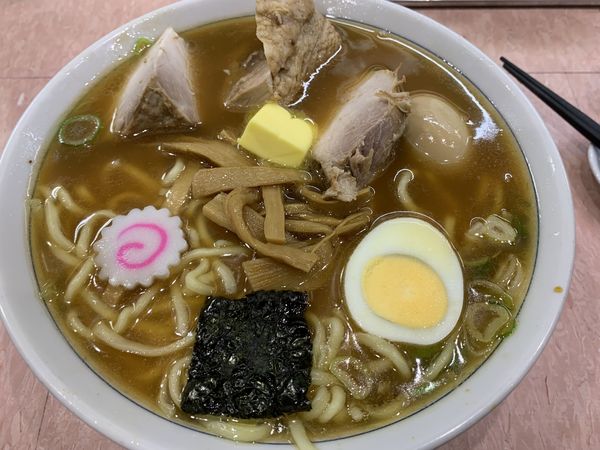 「中華そば（並）味玉&バター」@所沢大勝軒の写真