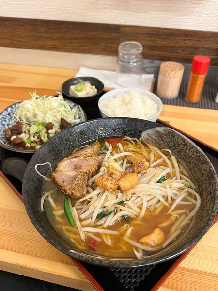 「特製旨辛ラーメン醤油」@らーめん四万十の写真