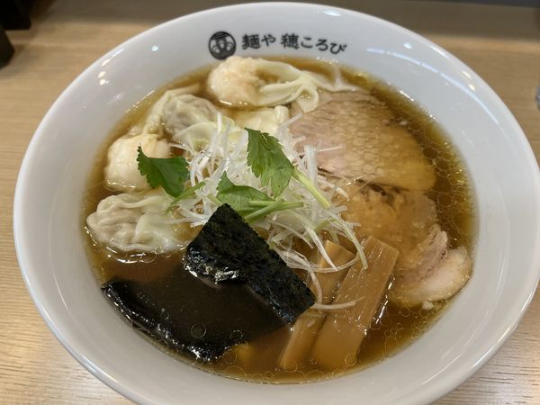 「ミックスワンタン中華そば」@麺や 穂ころびの写真