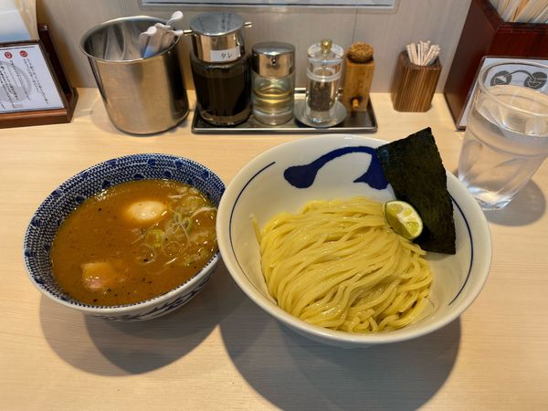 「濃厚特製つけ麺」@つじ田 渋谷フクラス店の写真