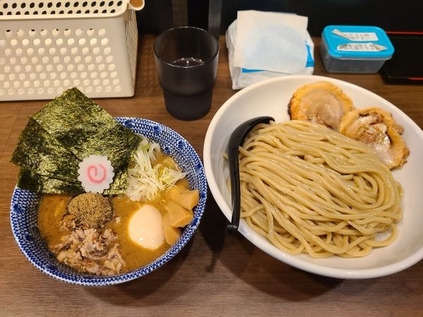 「つけ麺(300g)+狼煙(特製)」@狼煙 東大宮店の写真