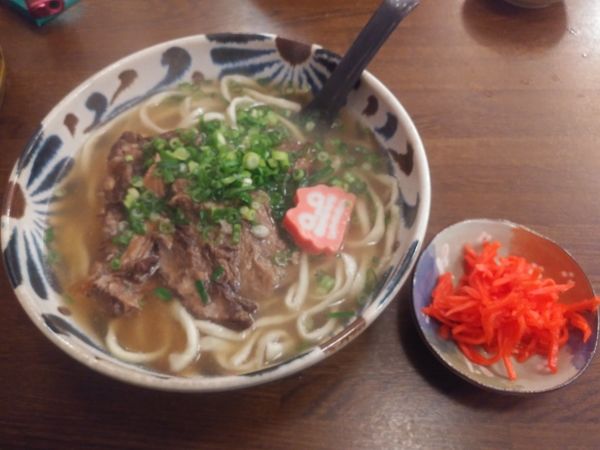 「ソーキそば 900円」@沖縄料理しゅうの写真