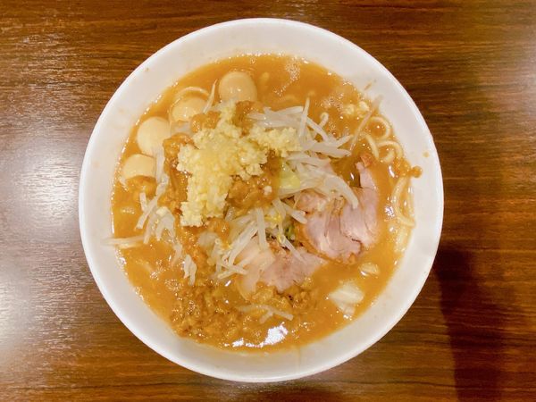 「ラーメン:850円, うずら(5個):100円」@ピコピコポンの写真