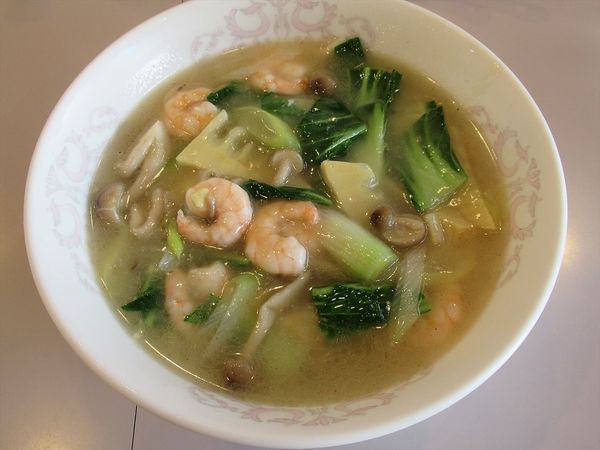 「海老入りそば（950円）」@中華レストラン 大翁の写真