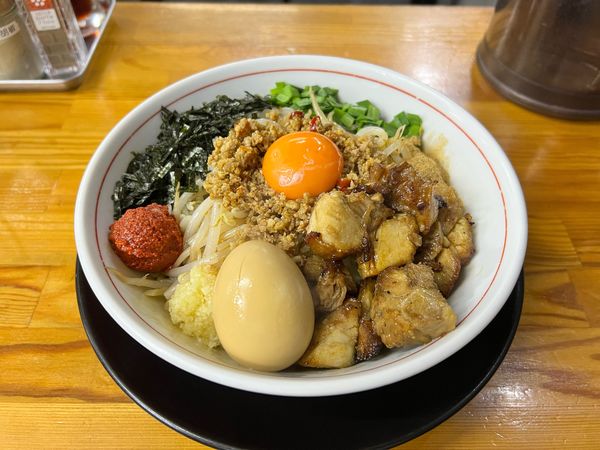 「誤爆まぜそば」@ラーメン・つけ麺 爆王の写真