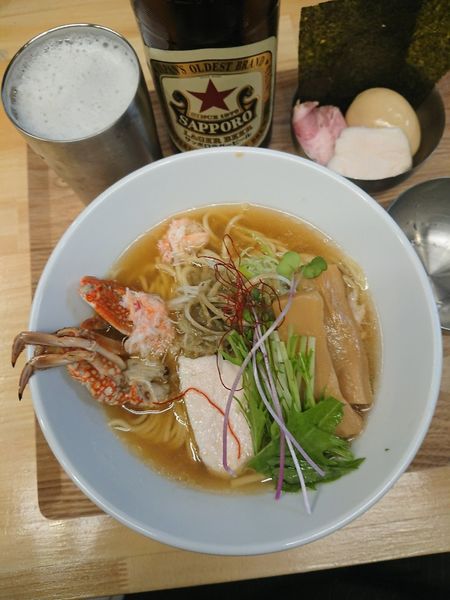 「サッポロラガー中瓶＋蟹みそ中華そば 並盛＋特製仕立」@麺や 響の写真