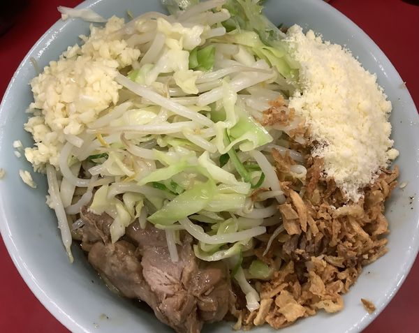 「ネギ汁なし　＋　粉チーズ」@ラーメン二郎 中山駅前店の写真