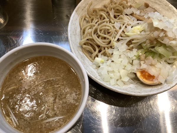 「つけ麺　＋　玉ねぎ」@らーめん大 極 東神奈川店の写真