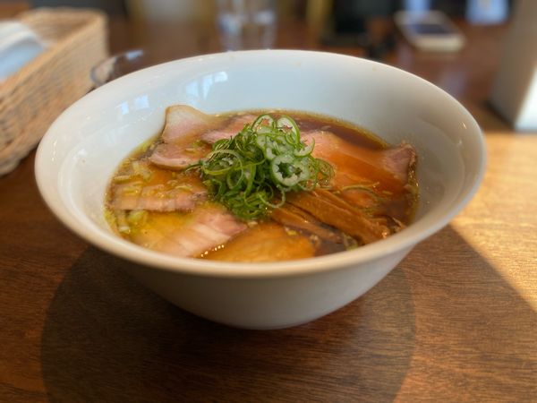 「醤油チャーシューメン」@柳麺 多むら 能代店の写真