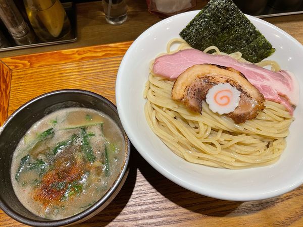 「濃厚つけ麺（大）」@濃厚焼きあご煮干し つけ麺さか田の写真