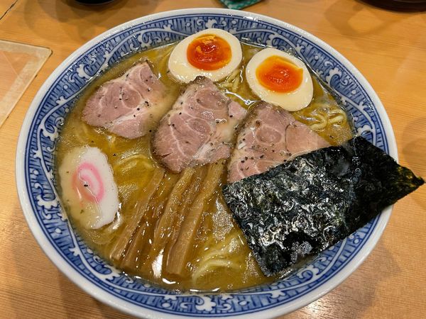 「特製中華そば」@中華そば 青葉 ららぽーと船橋店の写真