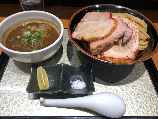 「チャーシューつけ蕎麦1600+限定ブラック100」@中華蕎麦 ひら井の写真