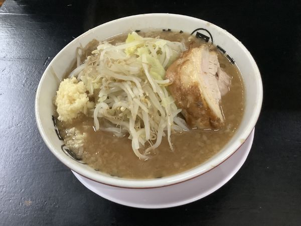 「ラーメン並200g、野菜少なめ、ニンニクマシ」@とんこつラーメン男盛の写真