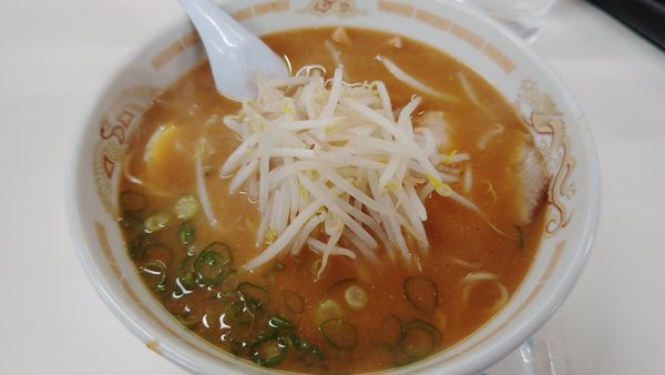 「味噌ラーメン(中)」@豚太郎 津乃峰店の写真