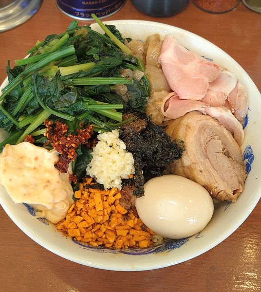 「たれそば極み並+レンソウ､味玉」@それいけ！たかちゃんラーメンの写真