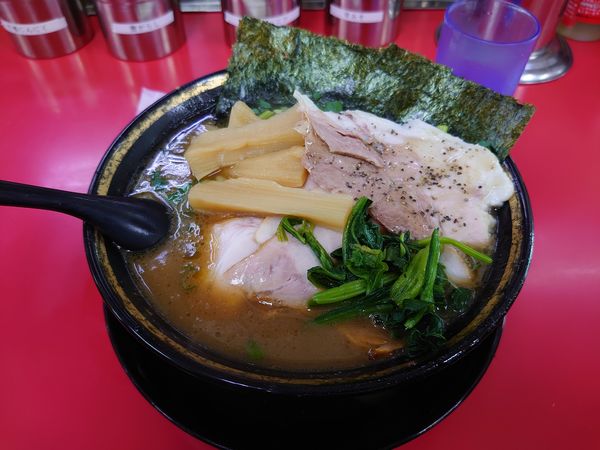 「チャーシュー麺+メンマ+塩豚チャーシュー1枚」@はじめ家の写真