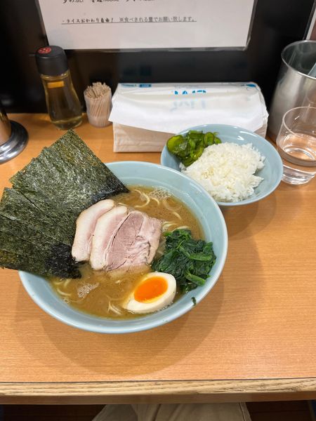 「らーめん」@横浜らーめん 武蔵家 綾瀬店の写真