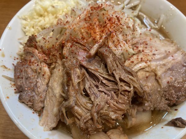 「ラーメン並+ヤサイ少な目+ニンニク」@ラーメン 池田屋 高田馬場店の写真