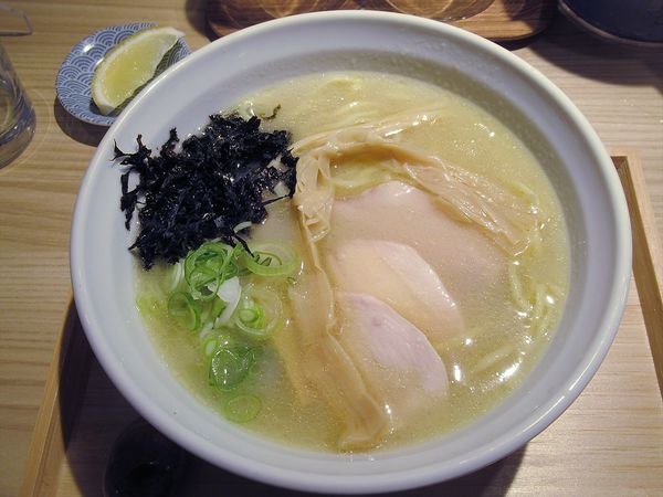 「糀白湯めん（850円）」@中華そば 稲るりの写真