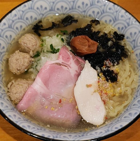 「春のみぞれらぁめん ９００円＋干し貝柱入り肉だんご１００円他」@とも笑〜tomoe〜の写真