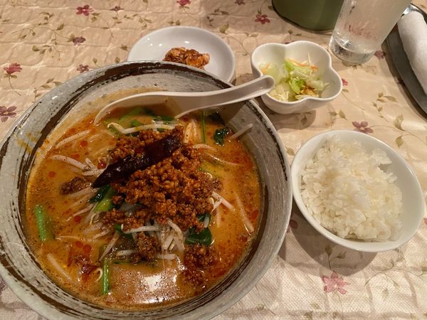 「四川タンタン麺定食800円」@上海人家の写真