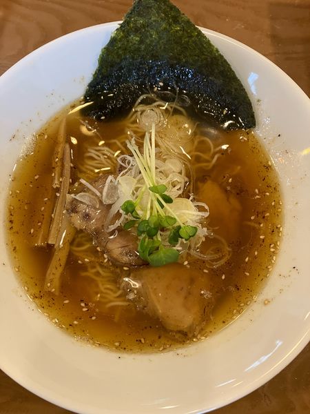 「支那そば　880円」@らーめん屋 Hi-BRiの写真