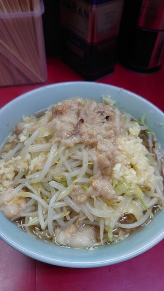 「小ラーメン（麺少なめ）」@ラーメン二郎 中山駅前店の写真