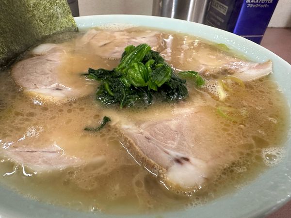 「ラーメン＋チャーシュー」@本牧家 本店の写真
