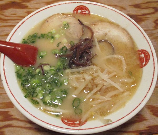 「ラーメン　800円」@ラーメン 唐そば 渋谷2丁目店の写真