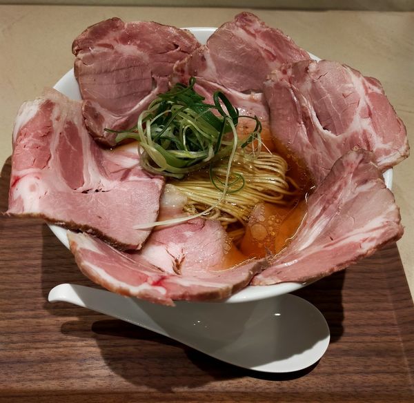 「【限定】醤油チャーシューダブル　1380円」@拉麺 ぶらいの写真