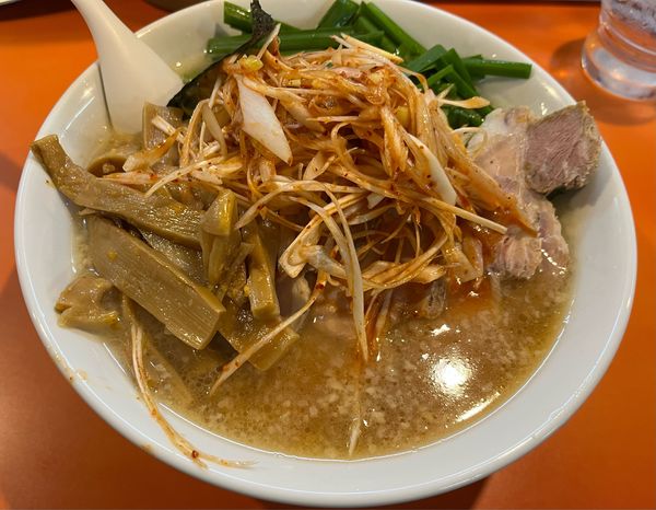 「ネギチャーシューメン+ニラ+メンマ」@本格的豚骨そば まりぼの写真