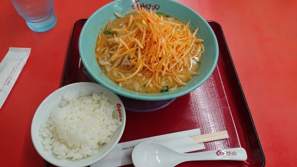 「ねぎ味噌ラーメン920円」@くるまやラーメン 横浜泉区店の写真