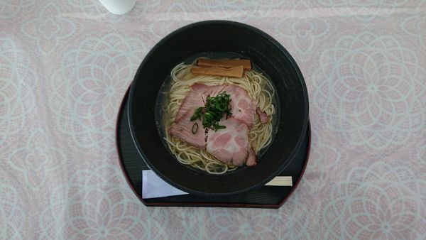 「塩鶏ラーメン」@麺処 青野 ちちぶ道の駅店の写真