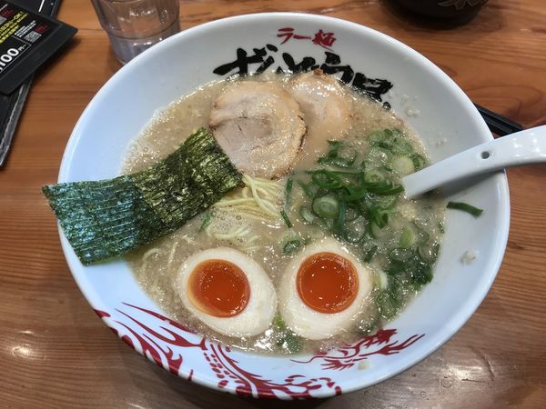 「味玉ラーメン」@ラー麺 ずんどう屋 藤井寺店の写真