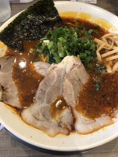 「マッカッカなエキトン＋ジロベジ＋替え玉」@エキトンの店 井の庄の写真