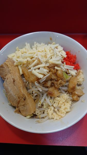 「まぜそば+チーズ」@まぜそばマゼロー 船橋店の写真