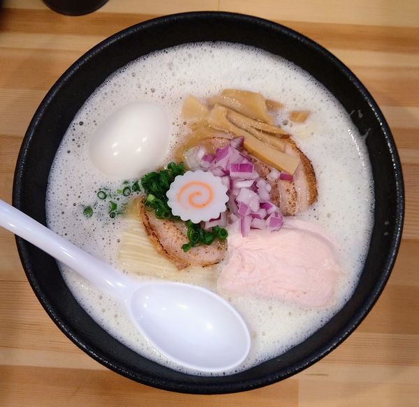 「味玉白湯醤油」@らあめん 常護の写真