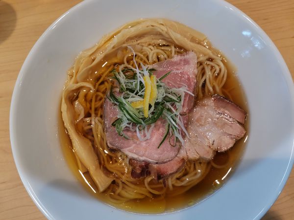 「淡麗醤油そば」@「七色の落書き」の写真