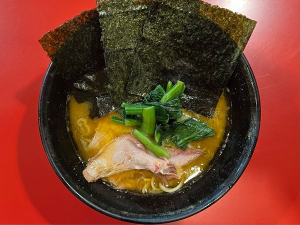 「ラーメン」@家系総本山 ラーメン吉村家の写真