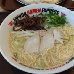 とんこつラーメン　替玉追加