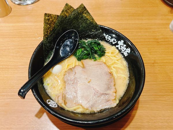 「ラーメン」@横浜家系ラーメン 小作大和家の写真