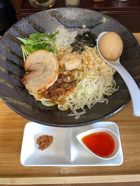 「特製海老油そば(まぜそば)煮玉子えびラー油¥1,370円(限定)」@らぁめん 麺彩家の写真