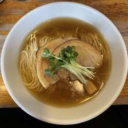 煮干しそば 大盛＋チャーシュー１枚