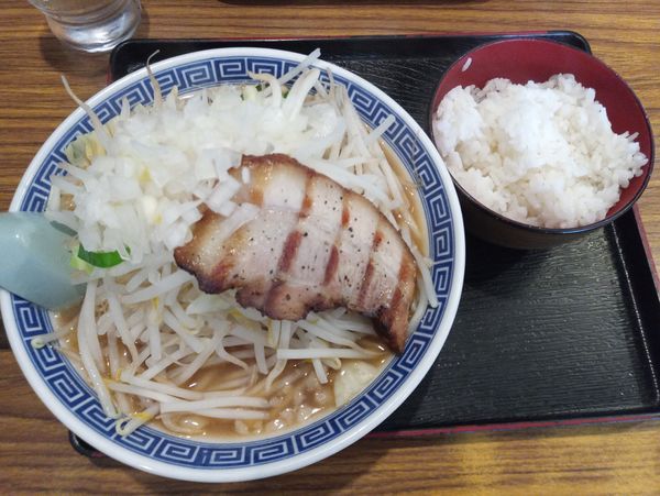 「ふじ麺910円、平日ランチはライス小無料」@優勝軒 柏店の写真