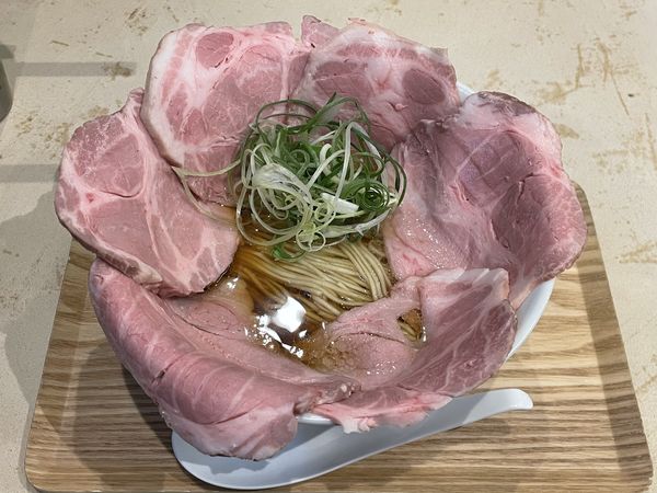 「醤油チャーシューダブル　￥１３８０」@拉麺 ぶらいの写真