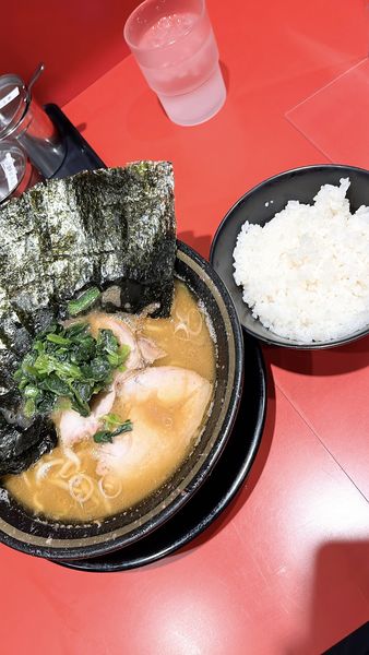 「ラーメン小」@環2家 蒲田店の写真