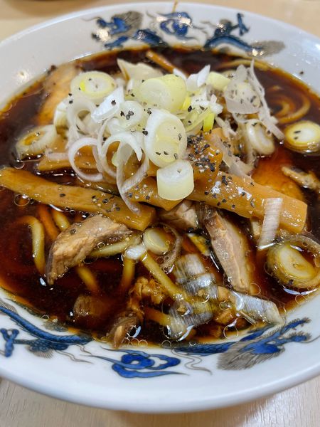 「中華そば並＋ライス」@西町大喜 とやマルシェ店の写真