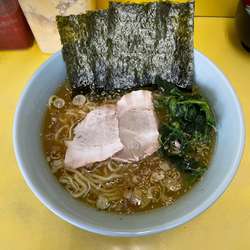 並ラーメン(750円)