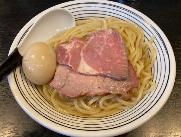 「濃厚煮干しつけ麺（中） アツ盛り」@陽はまたのぼるの写真
